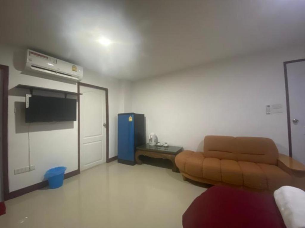 โอโย 1135 ทริปเปิ้ล เอ เรสซิเดนซ์ Hotel เชียงใหม่ ภายนอก รูปภาพ